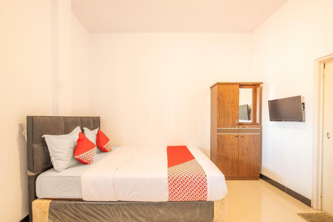Oyo 863 Tenacity Guest House Syariah Cirebon Eksteriør billede